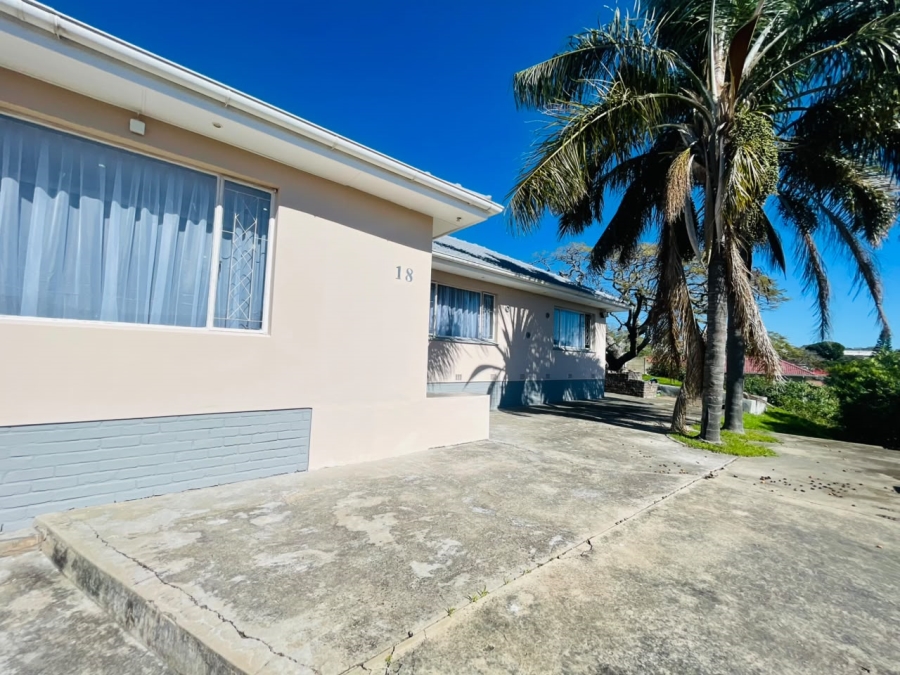 4 Bedroom Property for Sale in Amalinda Eastern Cape